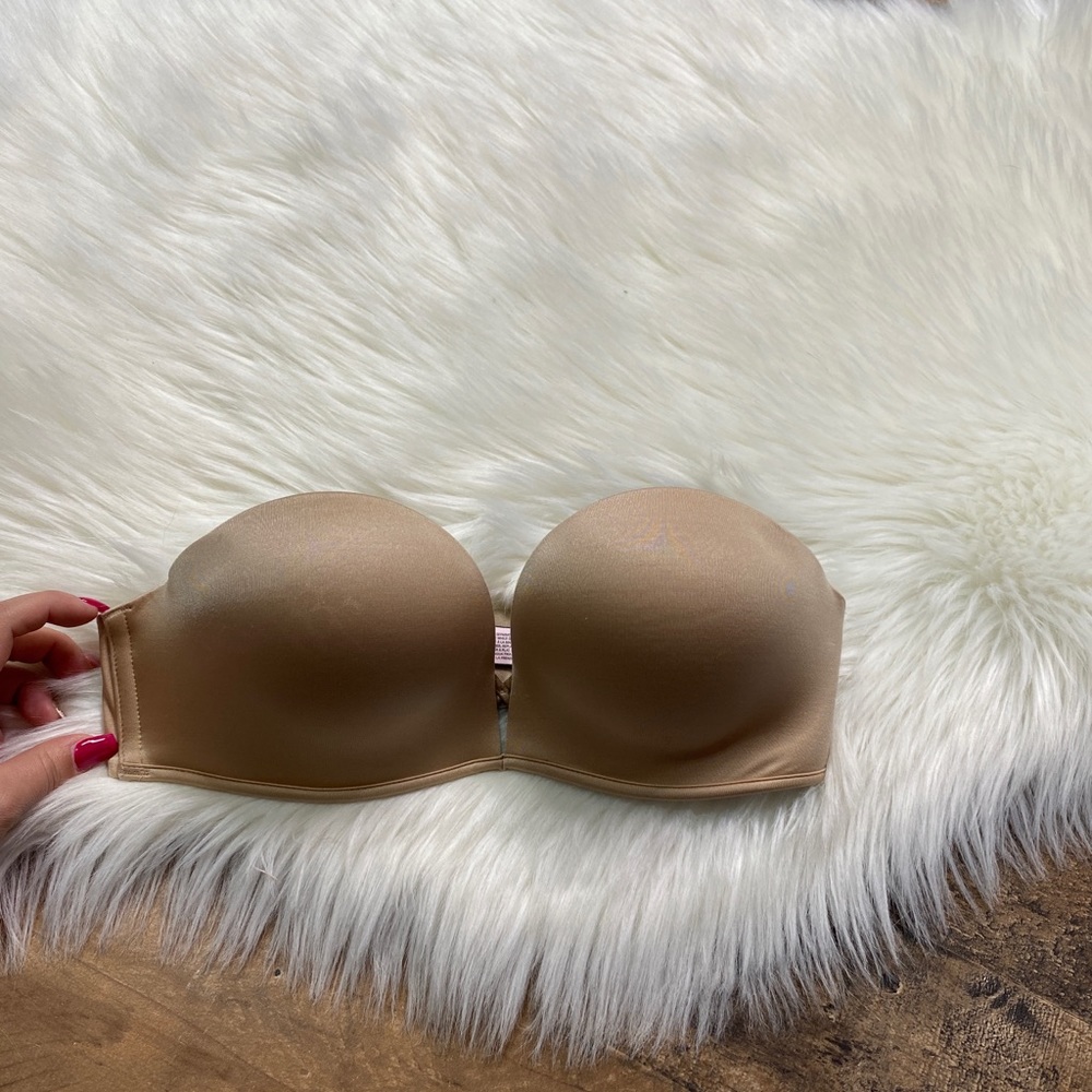 Victoria’s Secret Bombshell strapless bra